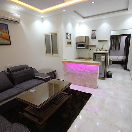 Alathriyah Hotel Suites Riyad Oda fotoğraf