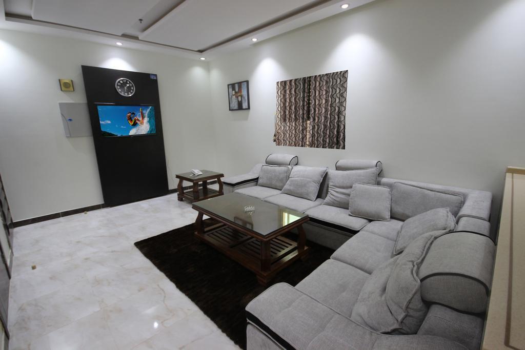 Alathriyah Hotel Suites Riyad Oda fotoğraf